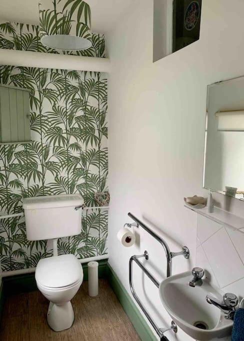 Millstone Cottage - Cosy Peak District Cottage Taddington Экстерьер фото