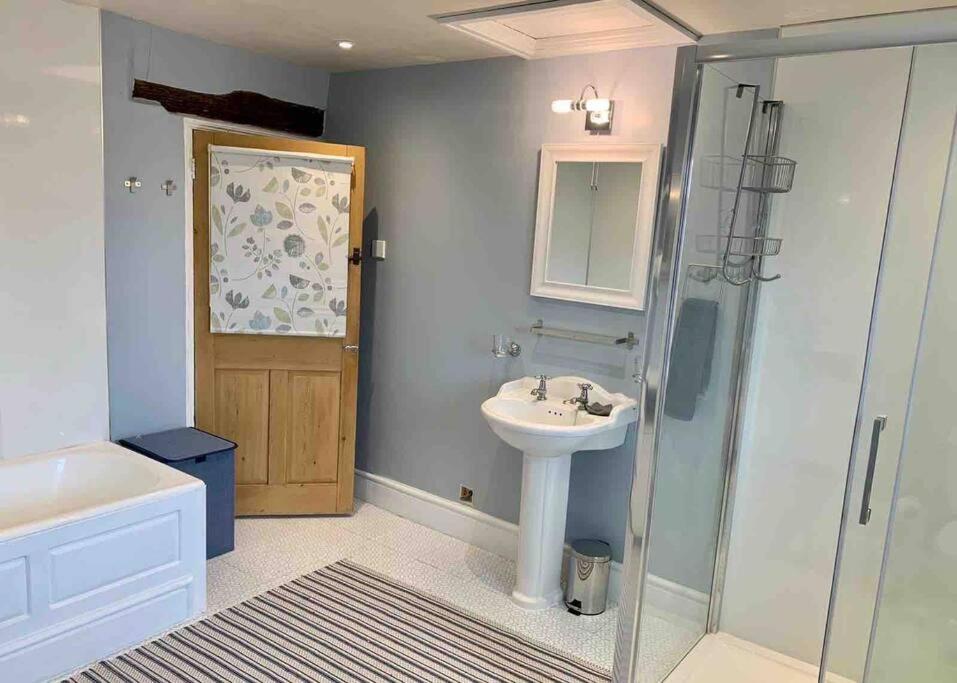 Millstone Cottage - Cosy Peak District Cottage Taddington Экстерьер фото